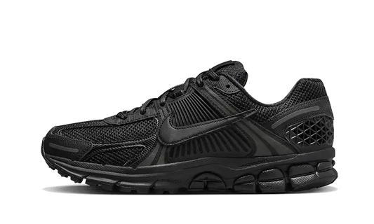 Nike Vomero 5 Triple Black